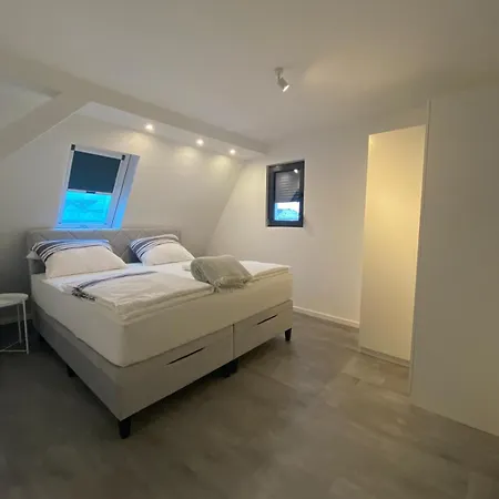 شقة Moderne 4-zimmer Wernau