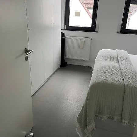 Moderne 4-zimmer شقة