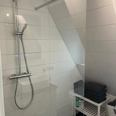 Moderne 4-zimmer شقة *